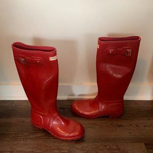 Red Hunter Tall Gloss Rain Boots